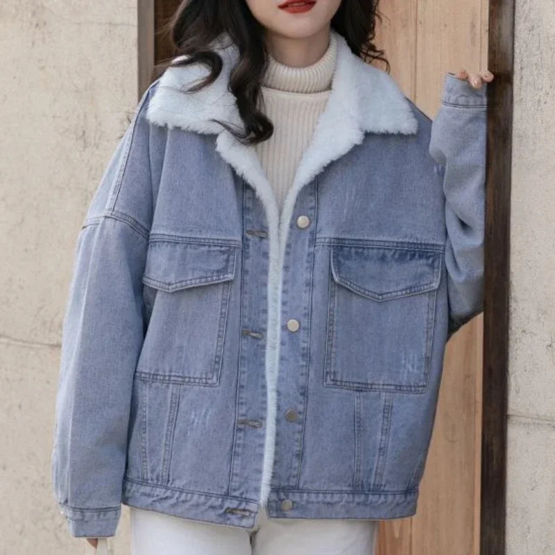 Outerwear Wool Inside Plain Warm Blue Denim Jacket for Women with Fur Plush Woman Jean Coat Winter Cold Padded Korean Outer 241220