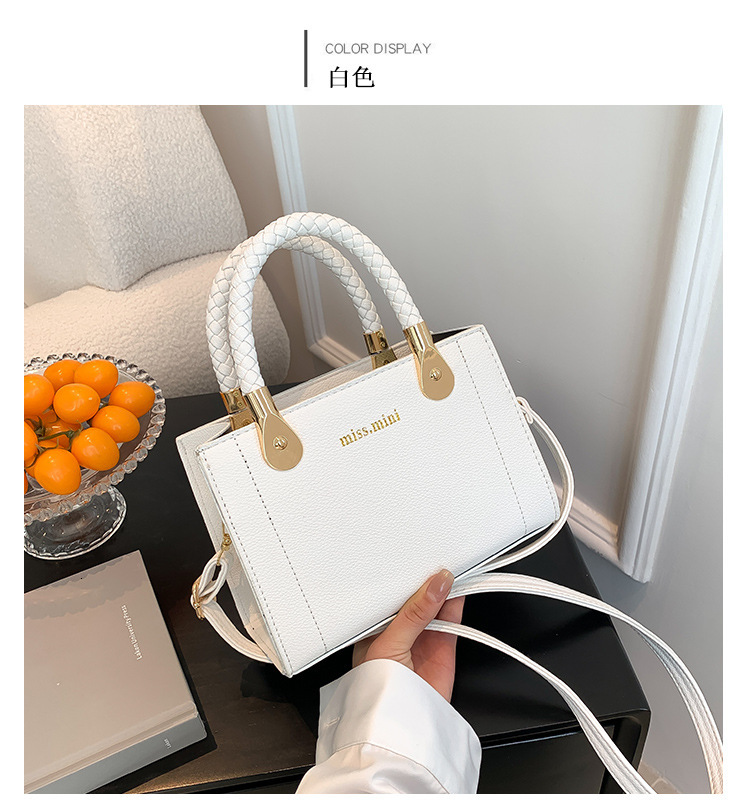 new style Summer New Fashion Weaving Handbag Single Shoulder Crossbody Small Square Women's Bag Mixed Batch