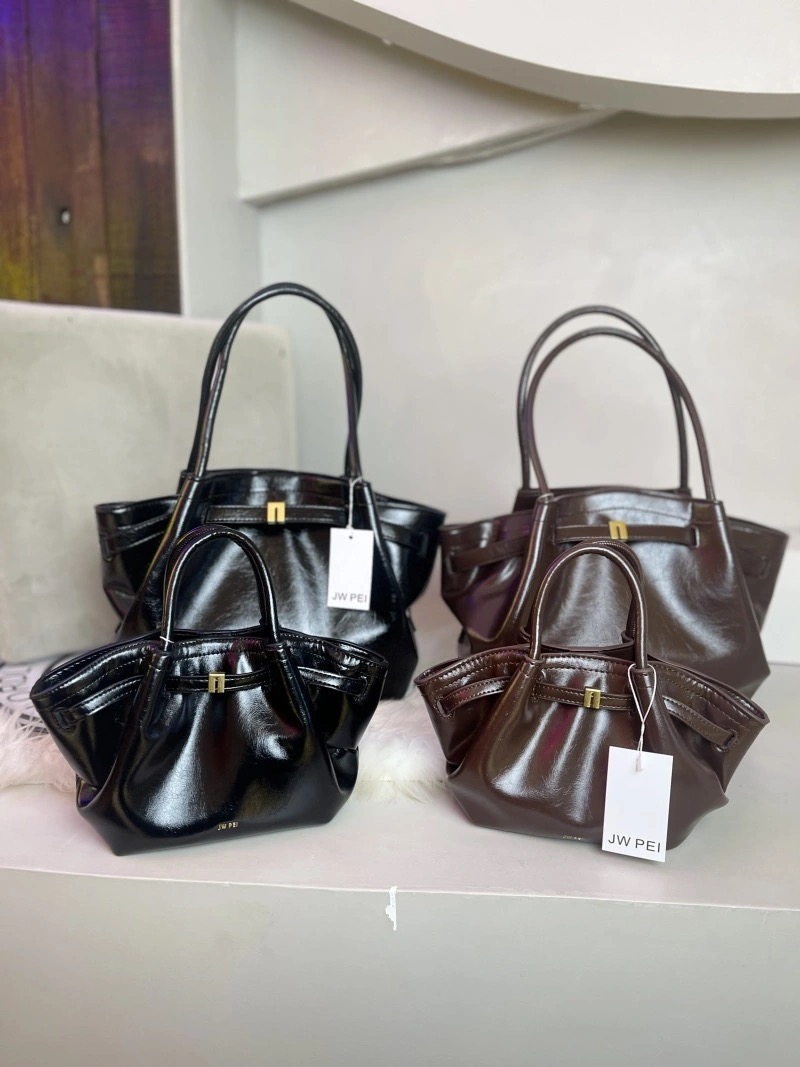 Leather Dumplings bag Luxe Calfskin Handbag Designer bag Cowhide Wide Strap Tote bag Women TOR BUR