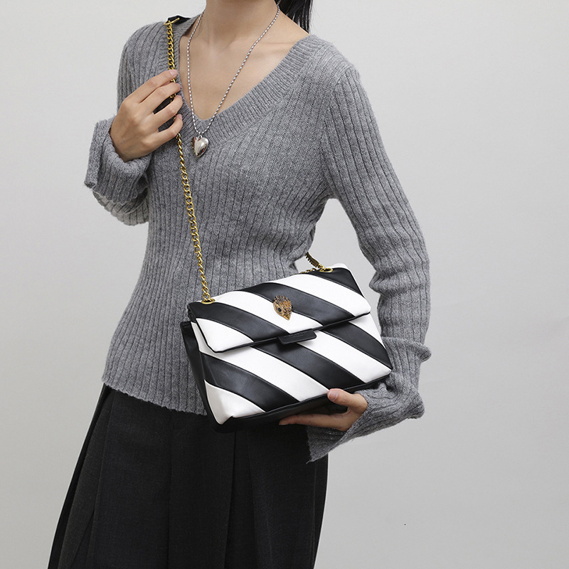 Bag Black White Splicing Simple And Fashionable Women's Bag With High-End Texture, Single Shoulder Crossbody Exquisite Chain Bag, Lightweight