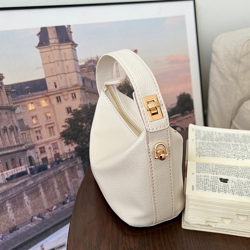 Bag Design For Women's 2023 Autumn/Winter New Lunch Box Cloud Handheld Casual Small Square Single Shoulder Crossbody Bag