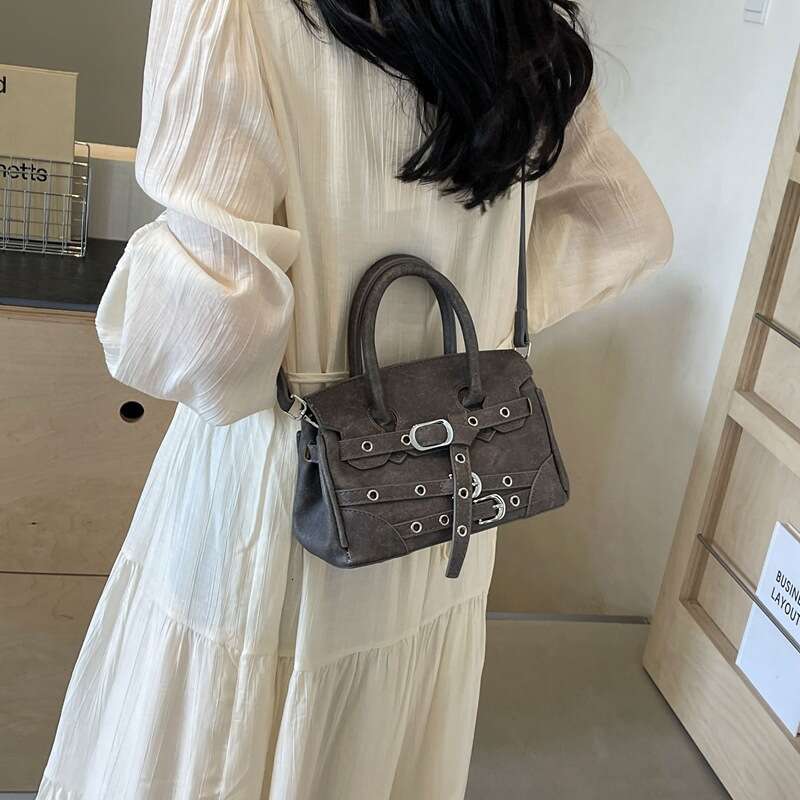 Niche Western Style Design for Women 2024 New Casual Versatile Shoulder with High Quality and Trendy Handheld Kelly Bag