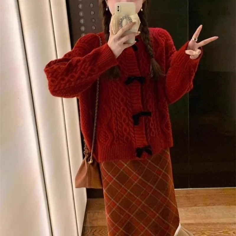 Sweet Twists Bow Sweater Women Autumn Winter O Neck Long Sleeve Top Loose Cardigans Korean Fashion Streetwear Y2K Girl Knitwear 241220