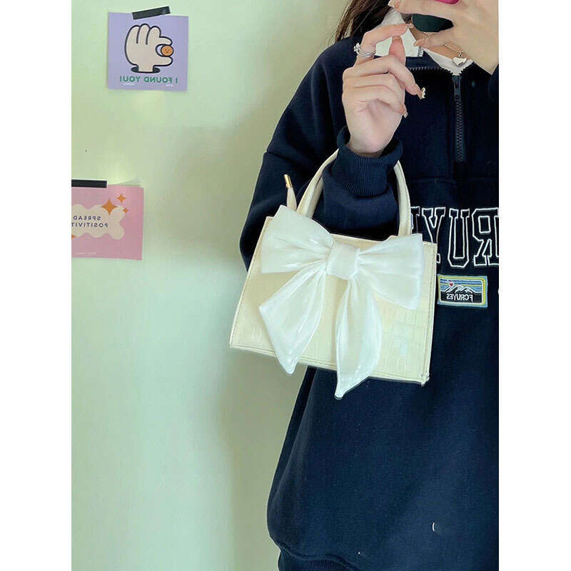 Bow commuting handbag 2024 new fashionable and high-quality small square bag, sweet girl single shoulder diagonal cross bag