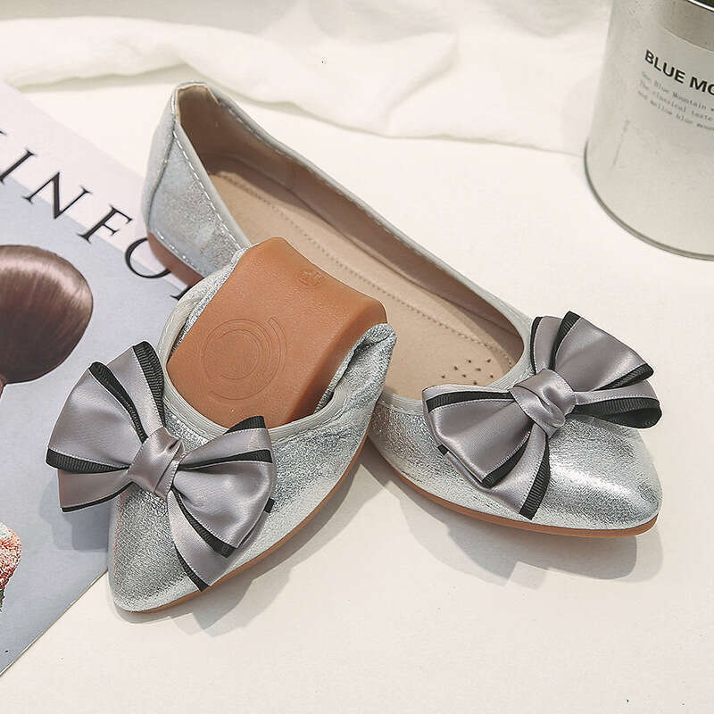 Women's Black Soft Soled Work Professional Women's Interview Flight Attendant Shoes, Non Slip Hotel Flat Bottom Nurse Shoes