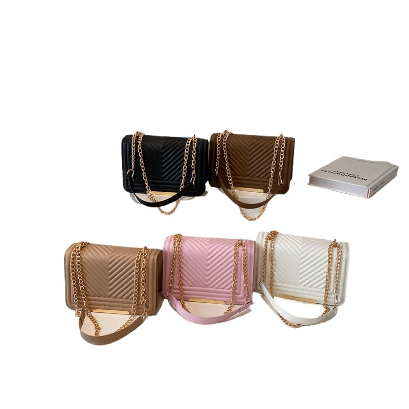 Chain Indentation Small Square For Women, 2024 Autumn And Winter New Fashion Versatile Single Shoulder Crossbody Bag