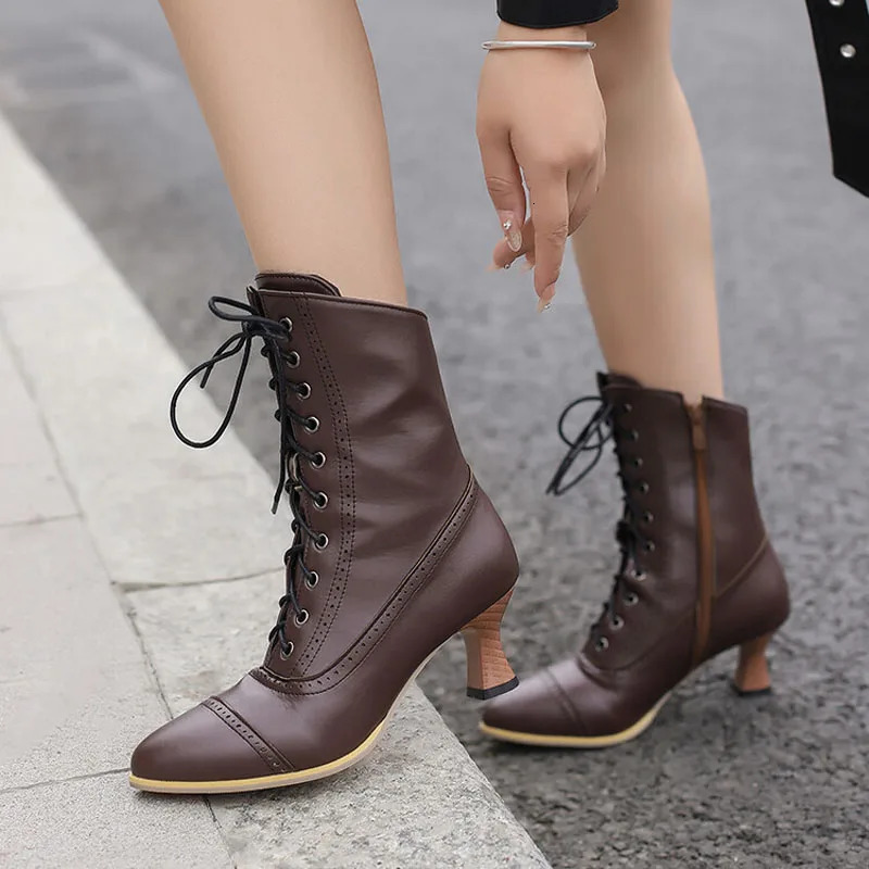 Womens ankle boots with PU leather lace upper in the heel Botas Femininas Plus size 43 WSH4930 for womens short boots 241213