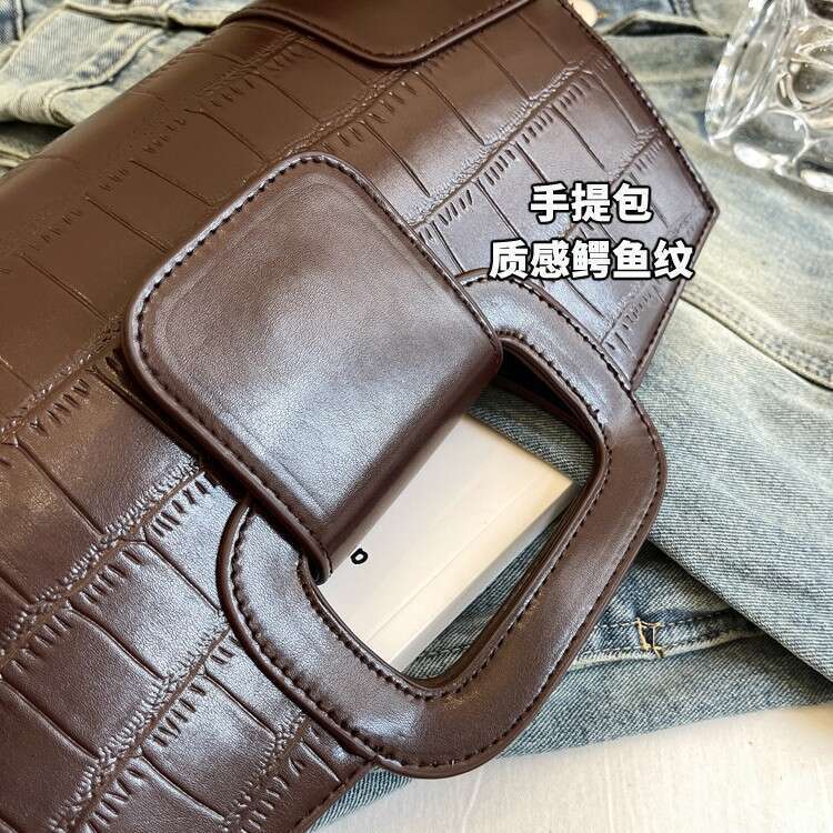 Small niche design new high-end fashion versatile handbag, women's shoulder bag