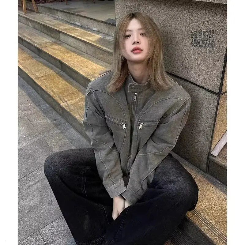 American retro washed short denim jacket for men Y2k Harajuku Chunqiu niche stand collar retro fashionable casual jacket 241219