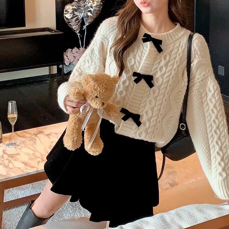 Sweet Twists Bow Sweater Women Autumn Winter O Neck Long Sleeve Top Loose Cardigans Korean Fashion Streetwear Y2K Girl Knitwear 241220