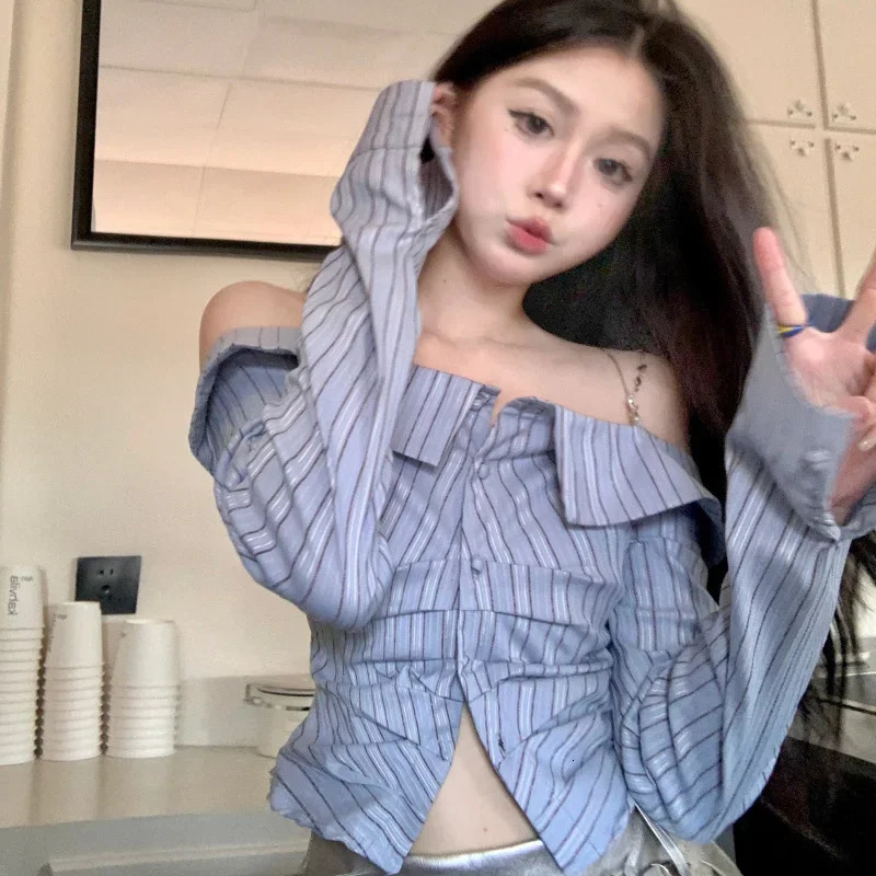 French fashion and elegant longsleeved offshoulder striped shirt women tops unique casual oneshoulder slim short top clothing 241218