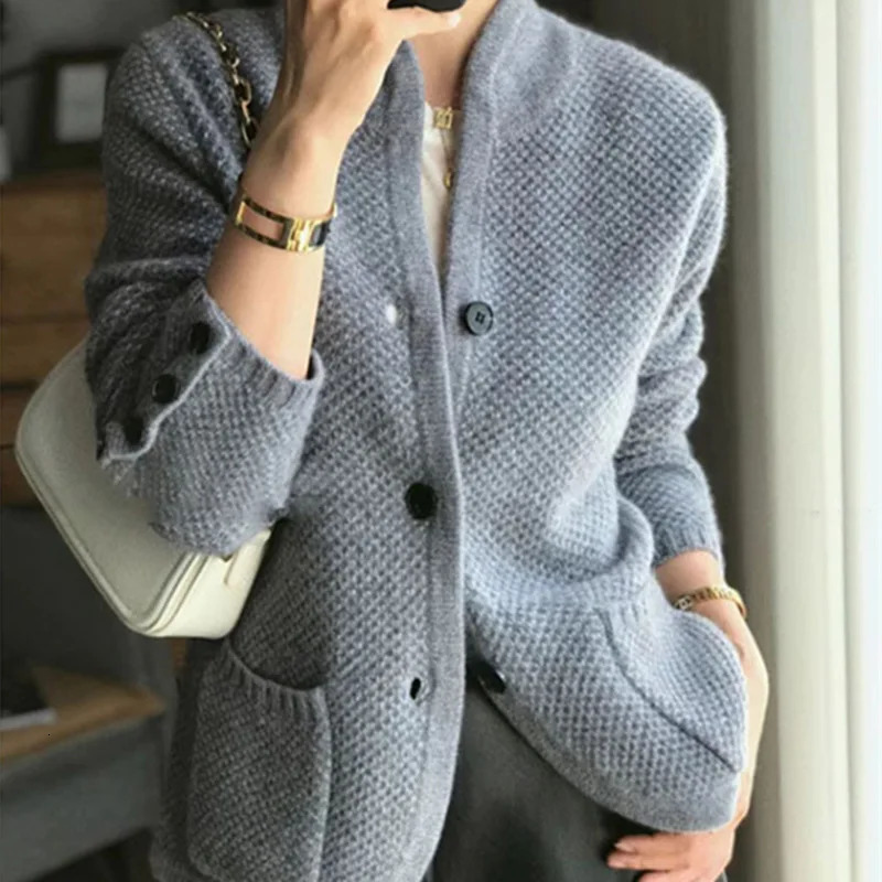 Autumn Winter 2024 Temperament Comfortable Casual Women Knitted Cardigan Sweater Jacket Versatile Fashion Ladies Top 241220