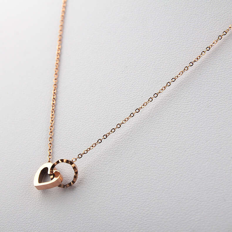 necklace collarbone chain titanium steel fashionable womens jewelry heartshaped pendant necklace