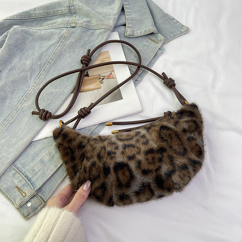 Bag Super Popular Small In Autumn Winter, High-End And Leopard Print Cow Horn Texture, Plush Crossbody Bag For Women