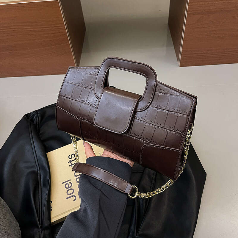 Small niche design new high-end fashion versatile handbag, women's shoulder bag