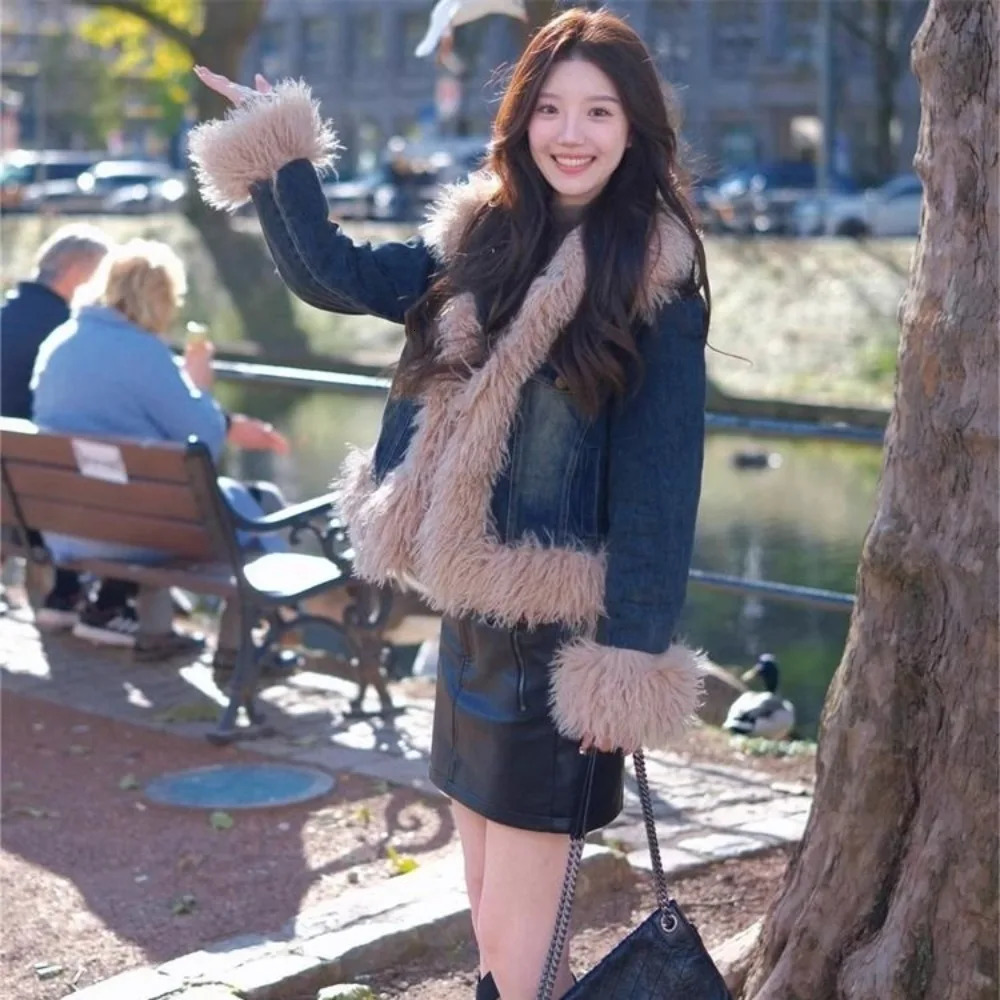 With Fur Plush Retro Blue Female Jeans Coats Padded Winter 2025 for Cold Womens Denim Jackets Warm Wool Inside Patchwork 241220