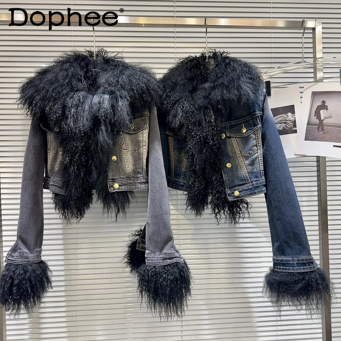 Big Lamb Fur Collar Denim Jacket Women Winter Fur Stitching Long Sleeve Washed and Worn Cotton Lining Short Coat Female 241220