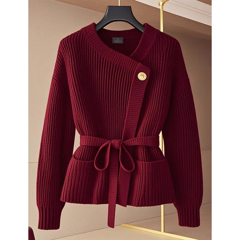 Red Cardigan Sweater Coat Womens 2025 Winter Light Allmatch Fashion Knitwear Female Longsleeved Elegant Top 241220