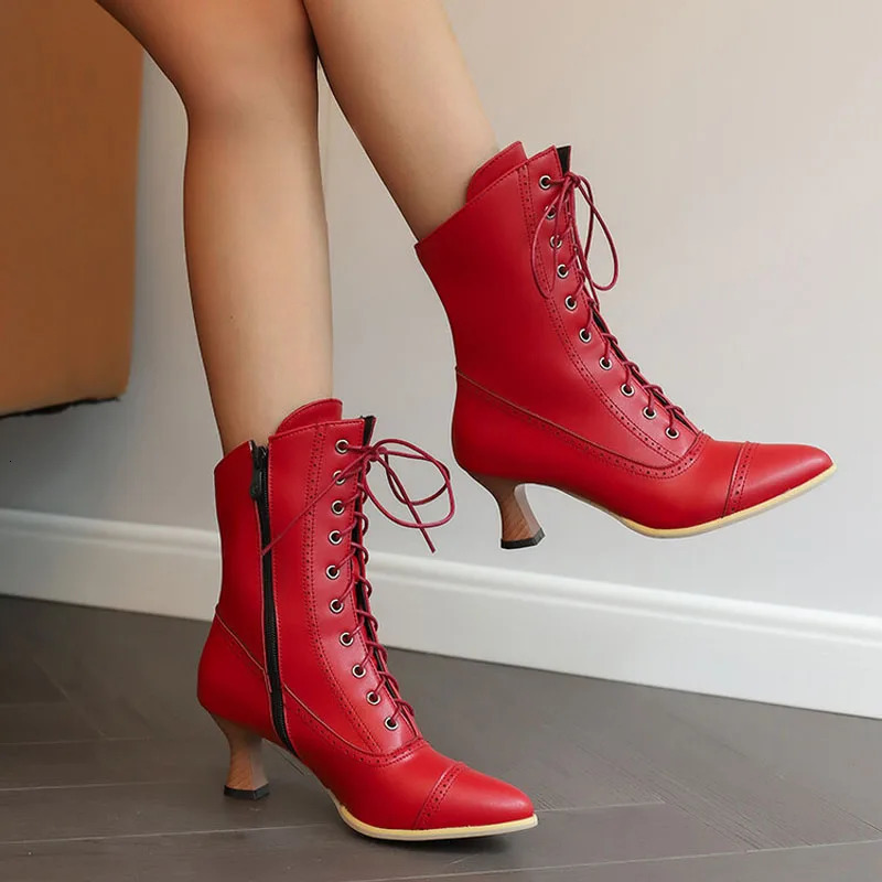 Womens ankle boots with PU leather lace upper in the heel Botas Femininas Plus size 43 WSH4930 for womens short boots 241213