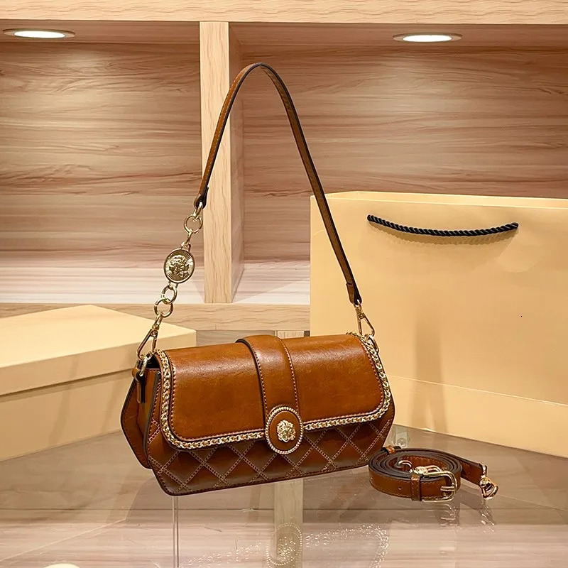 Women s handbag new French stick armpit premium texture autumn and winter retro shoulder crossbody chain bag bag