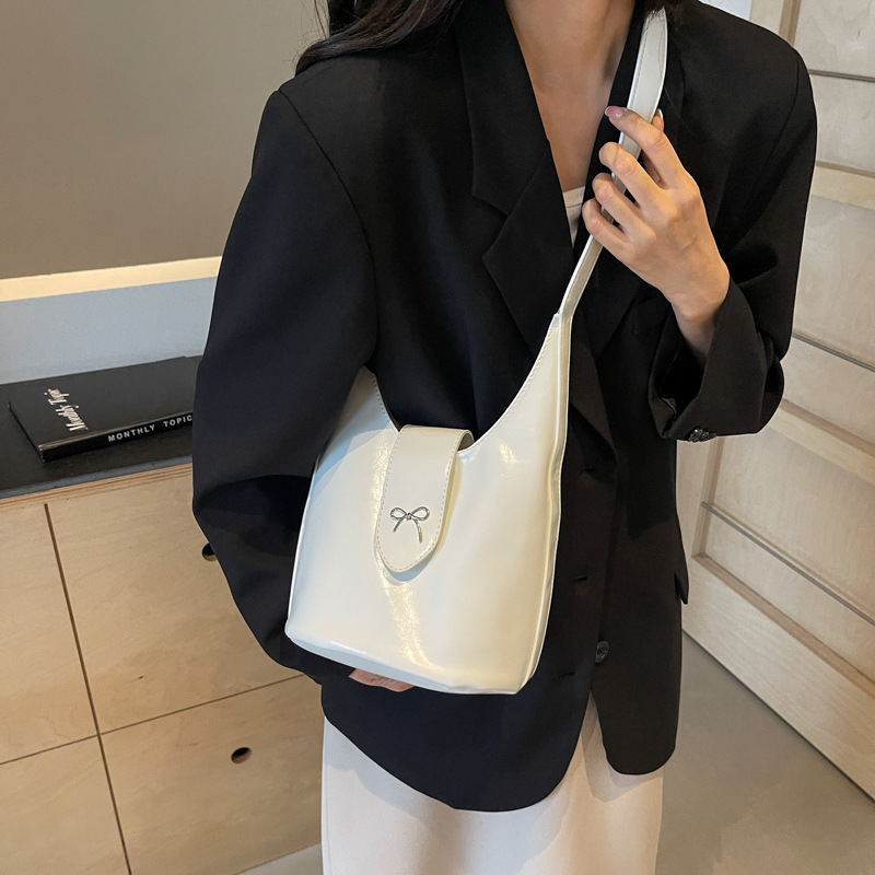 Bag Small Niche Design, Glossy Texture, Single Shoulder Bucket Women, 2024 Autumn New Korean Version, Simple Casual Crossbody Bag For Women