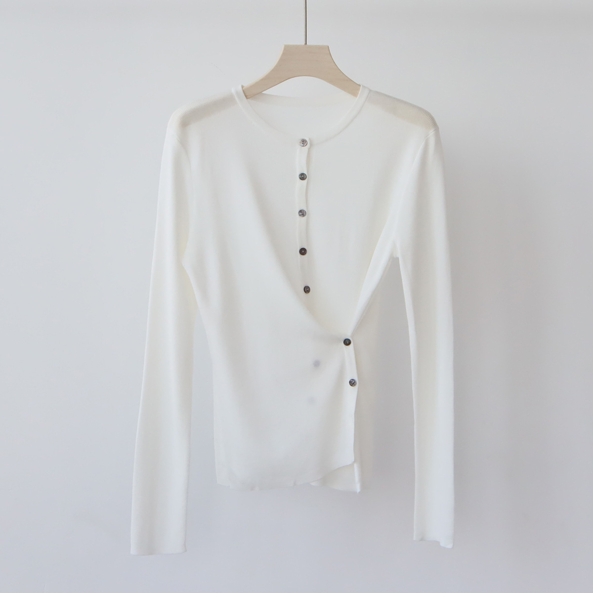 IUKS1 Liesel Rounded Neck Knit Cardigan for Women - Dual-Wear Style for Autumn Layering