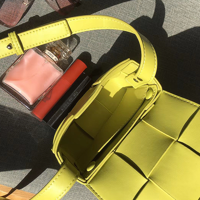 Mini Designer hot Purse: Chic Lipstick Bag Hot Pink Clutch Purse, Leather Crossbody Handbag for Women