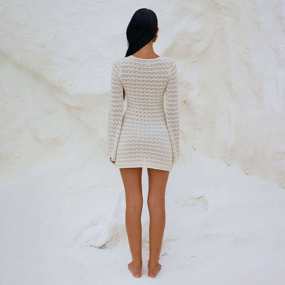 New products for 2025 European and American dresses, women's solid color sexy knitted beach bikini swimsuit, cover up, sun protection clothing, 2