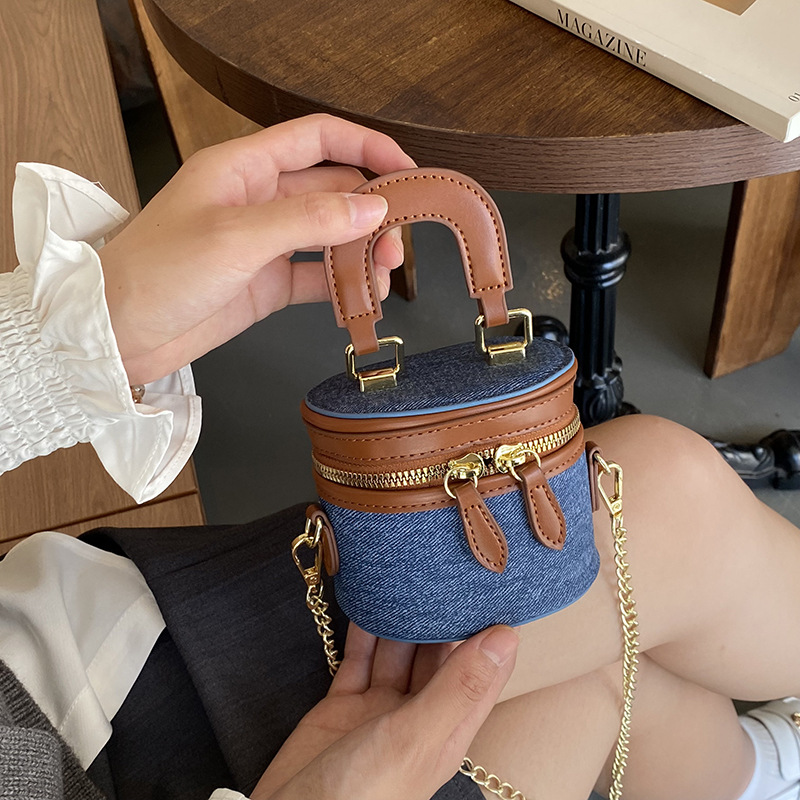 Free shipping 2025 new Single Shoulder Bag Fashion womens Mini bucket crossbody bag with loose change
