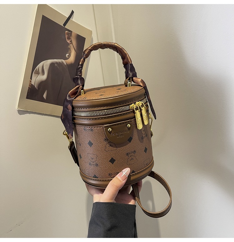 Free shipping 2025 Single Shoulder Bag Fashion womens Handheld cylindrical mobile phone diagonal cross bag