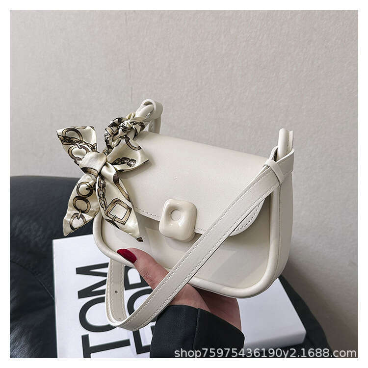 2023 new trend fashionable versatile silk scarf crossbody PU contrasting color single shoulder small square women's saddle bag