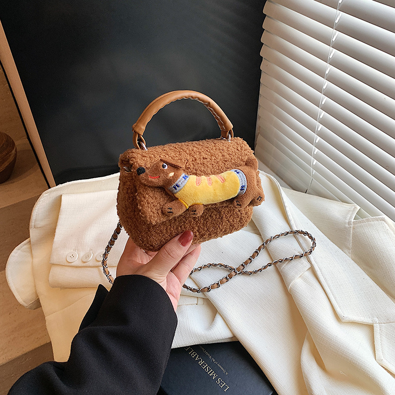 Handheld Plush Cartoon Sausage Dog Small Square For Winter Fashionable And Casual High-end Western Style Shoulder Bag