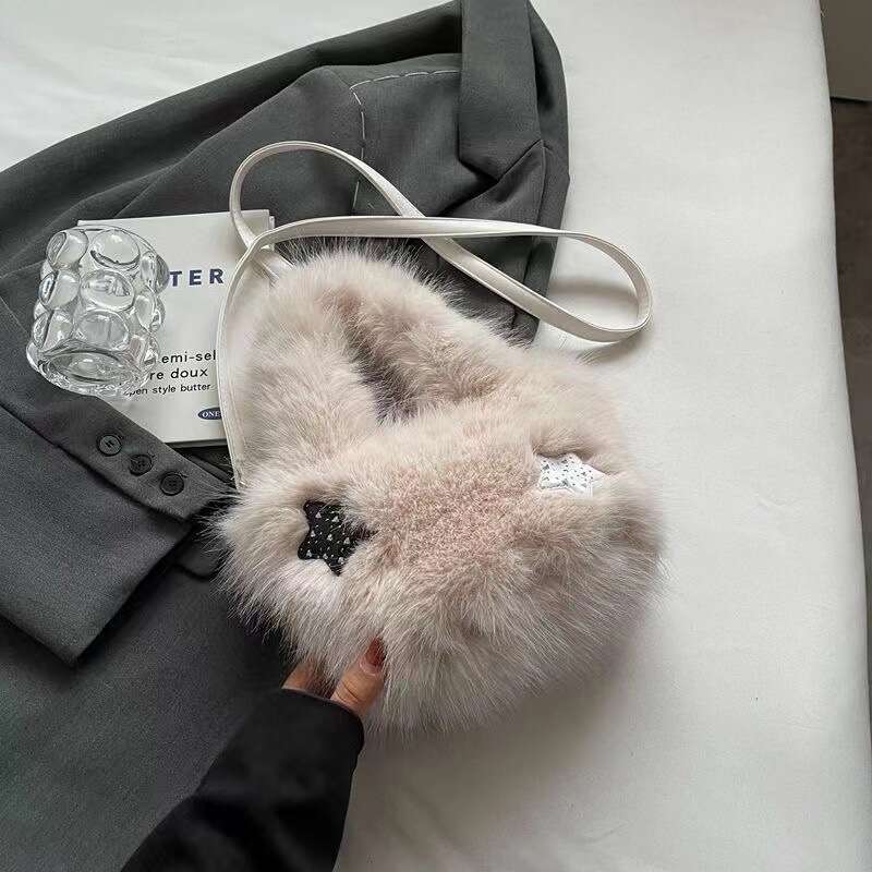 This year's popular casual star furry bag, 2024 autumn and winter new item, furry, high appearance, versatile crossbody bag