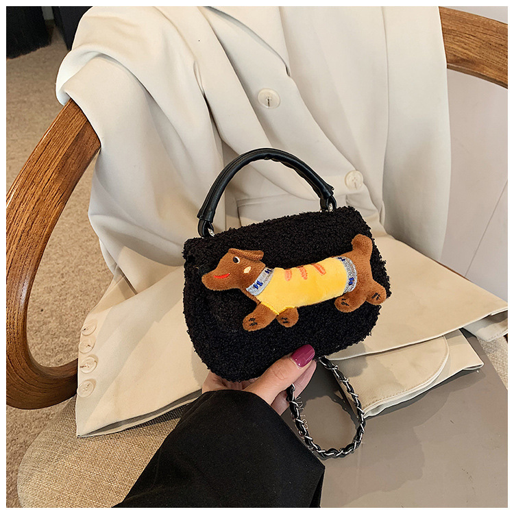 Handheld Plush Cartoon Sausage Dog Small Square For Winter Fashionable And Casual High-end Western Style Shoulder Bag