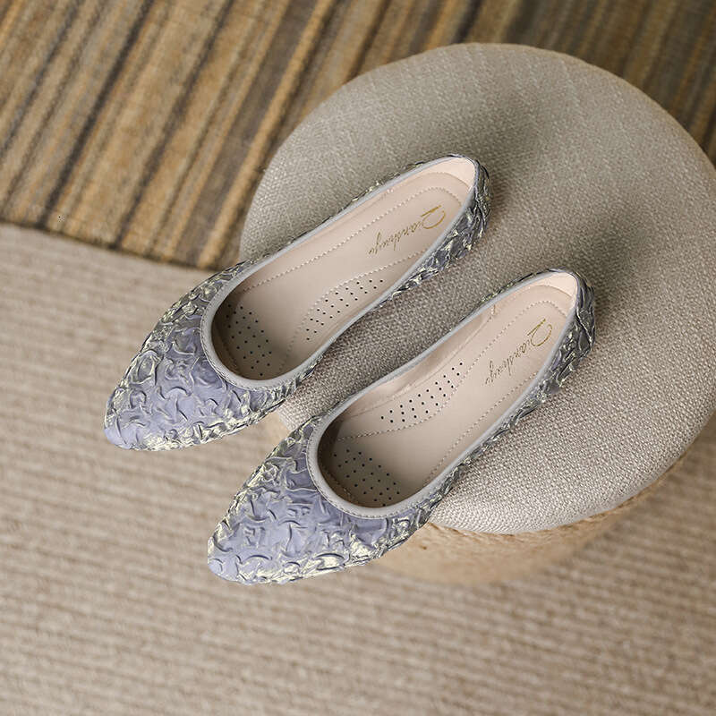 Single Shoe Women's 2023 Autumn New Shallow Mouth Grandma's Versatile Bean Bow Mom's One Feet Kick Ladle Shoes