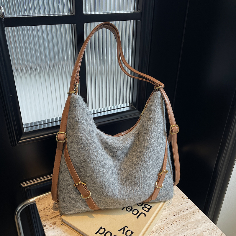 Bag Woolen Backpack, Large Capacity Tote Bag, Women's 2024 Winter New Fashion Trend, Underarm Commuting Versatile Shoulder Bag