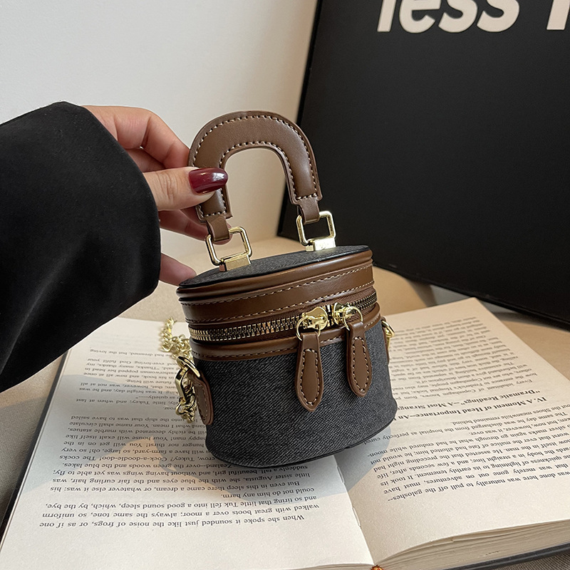 Free shipping 2025 new Single Shoulder Bag Fashion womens Mini bucket crossbody bag with loose change