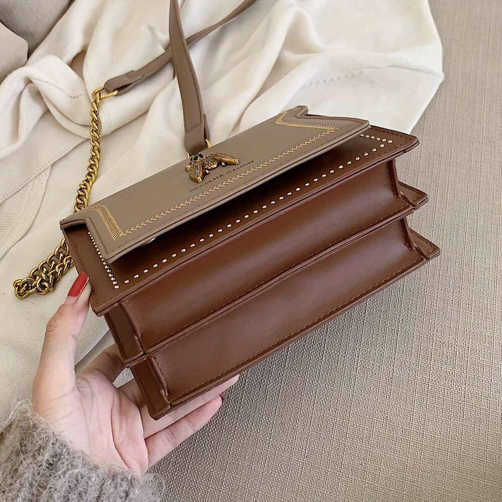 Vintage Brand Designer Women's Bag, Rivets Flap Square Purse with Shoulder, Versatile Shoulder Crossbody Chain Bee Bag , ,