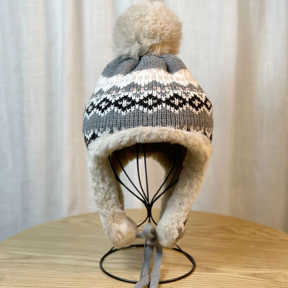 Winter Womens Warm Knitted Ski Hat with Earmuffs Cute Pom pom Plush Peruvian Hat Womens Fashionable Lei Feng Hat 241220