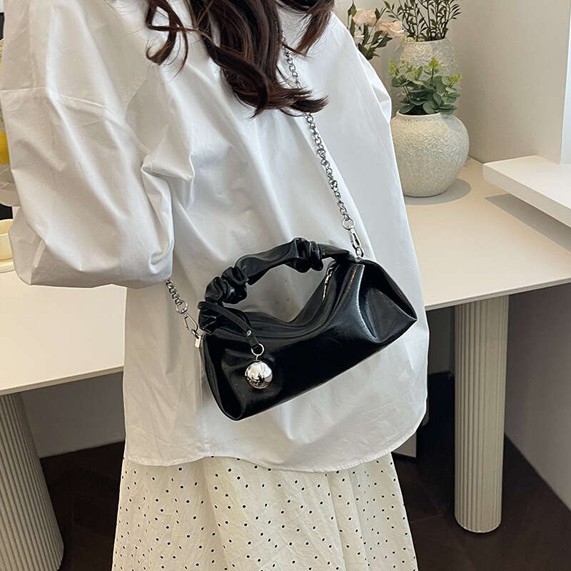 Handheld fashionable pleated small square high-end single shoulder bag, 2024 summer new trendy crossbody women's bag