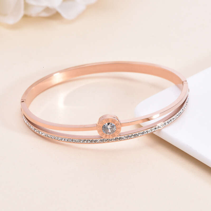 Full Sky Star Roman Digital Bracelet Women's High end Rose Gold Titanium Steel Anti Itch Open Hand Decoration