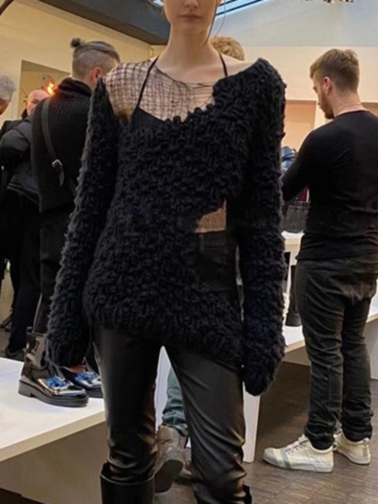 SHENGPALAE Fashion Chic Hollow Out Sweater Women's Autumn 2024 New Round Neck Loose Long Sleeve Knitted Pullovers Female 5E3541