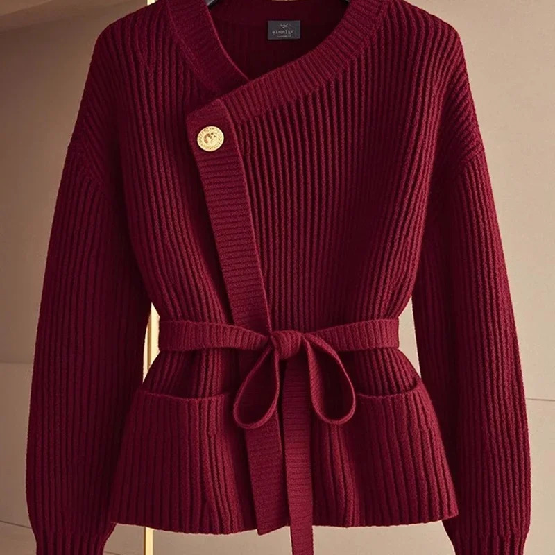 Red Cardigan Sweater Coat Womens 2025 Winter Light Allmatch Fashion Knitwear Female Longsleeved Elegant Top 241220