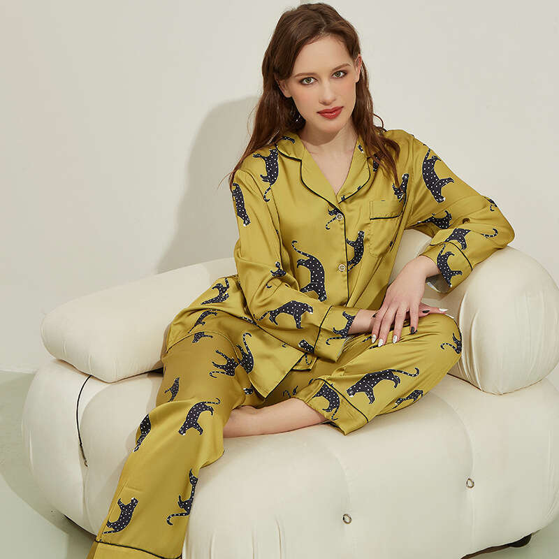 Spring and Autumn Women's Thermostatic Leopard Pattern Set Premium Long Ice Silk Pamas Home Clothes 2024 New Casual Versatile Fashion Clothing