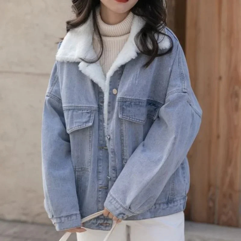 Outerwear Wool Inside Plain Warm Blue Denim Jacket for Women with Fur Plush Woman Jean Coat Winter Cold Padded Korean Outer 241220