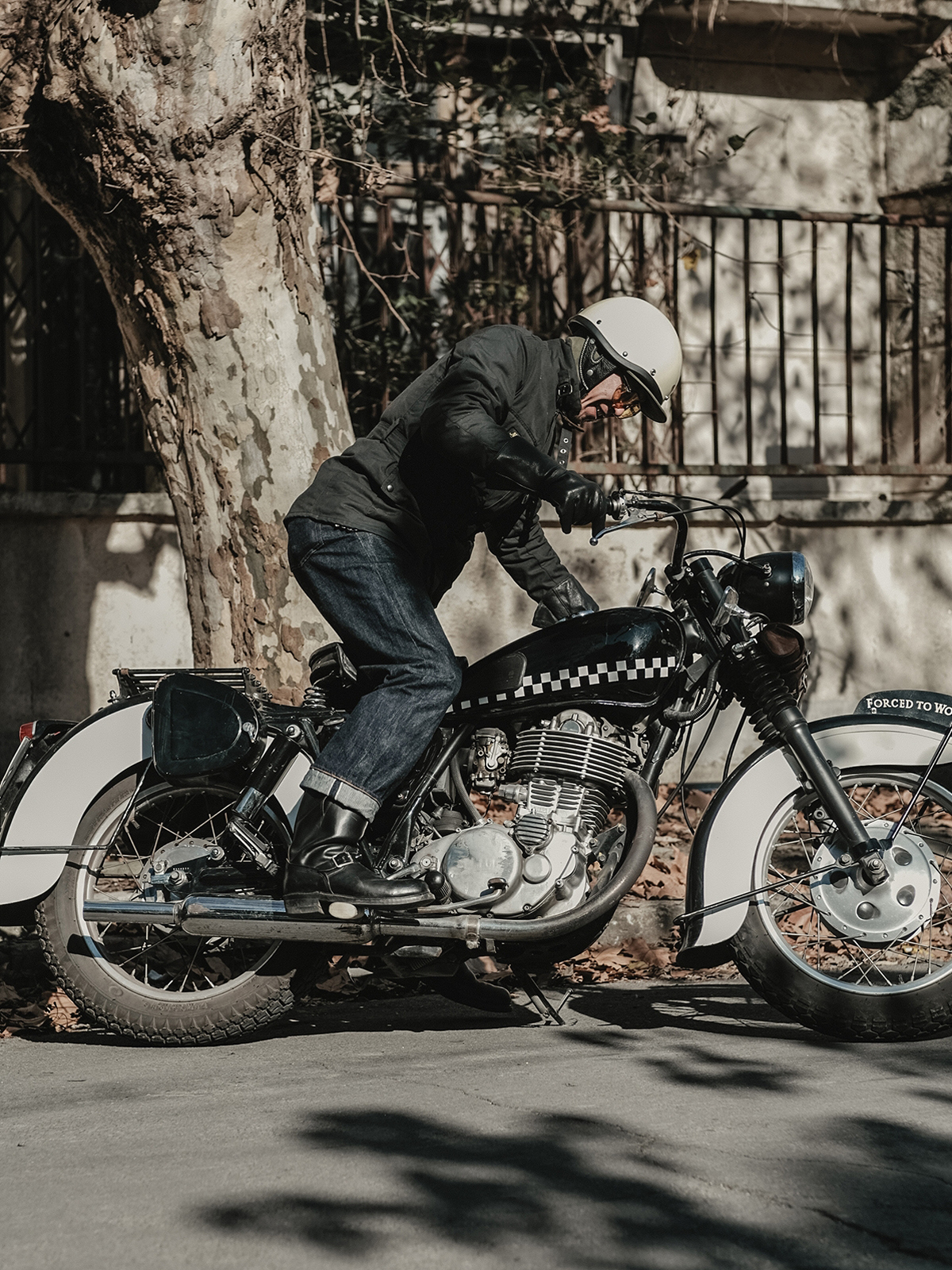 Stylish Outdoor Bikers Waxed Denim Vest With Extended Cargo Hold