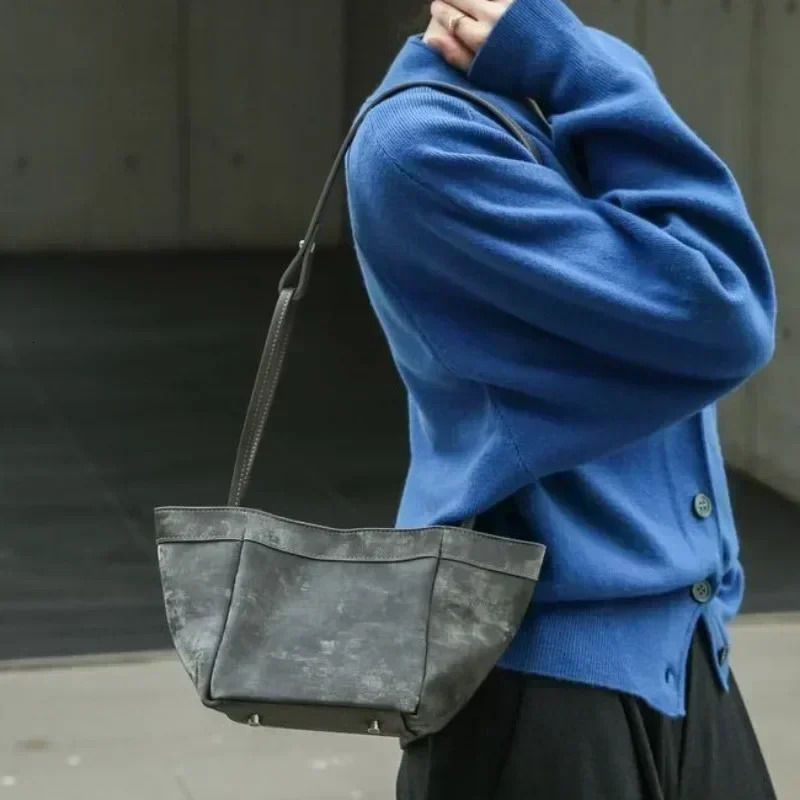 Designer Bucket Women 2025 New High Quality Silk Suede Leather Square Handbag Custom Write Letters Trend Shoulder Bag