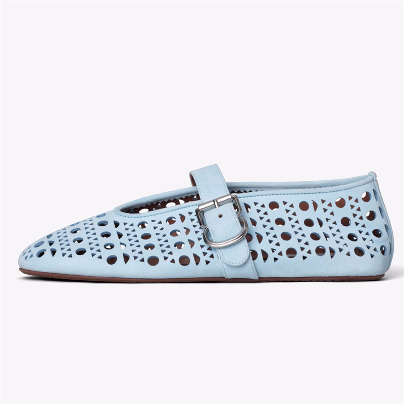 free shipping Spring and summer designer shoes flat shoes comfortable hollow out breathable fashionable and casual hole shoes for woman black white