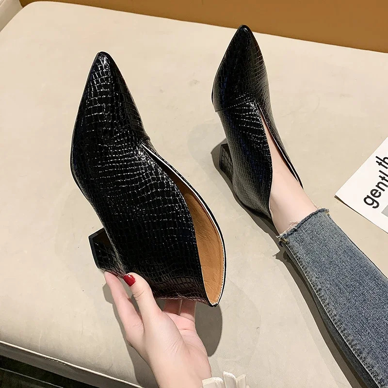 Retro Women's Ankle Boots 2024 New Pointy V-Neck Patent-Leather Women High Heels Simple Versatile Commuting Office Female Shoes