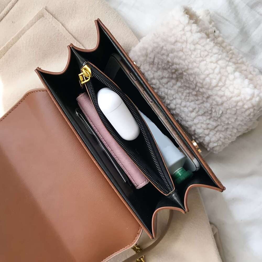 Vintage Brand Designer Women's Bag, Rivets Flap Square Purse with Shoulder, Versatile Shoulder Crossbody Chain Bee Bag , ,